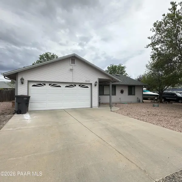 5237 N Desert LN, Prescott Valley, AZ 86314