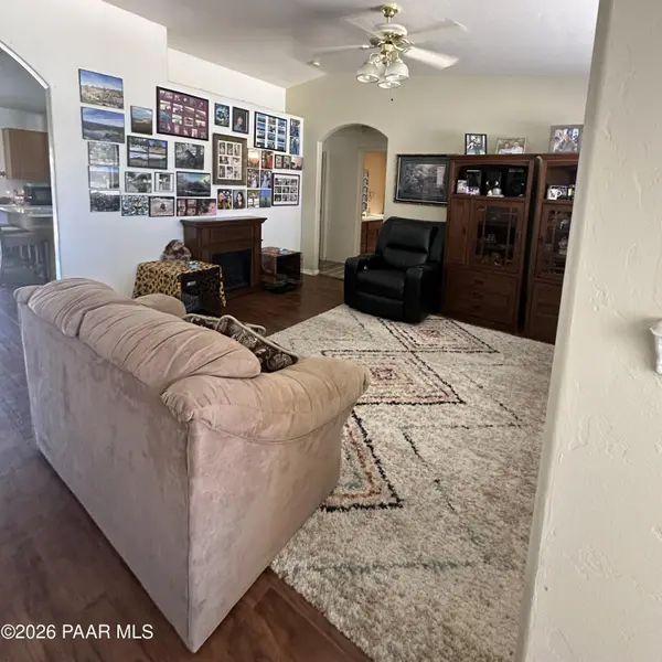 5237 N Desert LN, Prescott Valley, AZ 86314