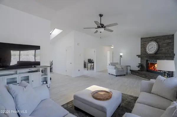 826 N Hopi TRL, Dewey-humboldt, AZ 86327