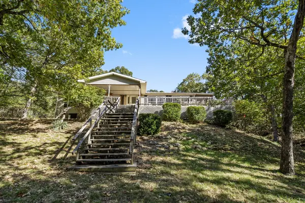 39 Troutdale Lane, Branson West, MO 65737