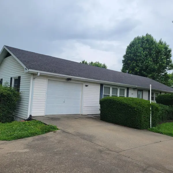 202 E Hospital Road, El Dorado Springs, MO 64744