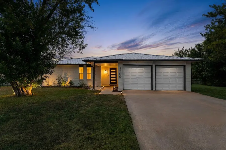 1500 Wildflower DR, Round Rock, TX 78664