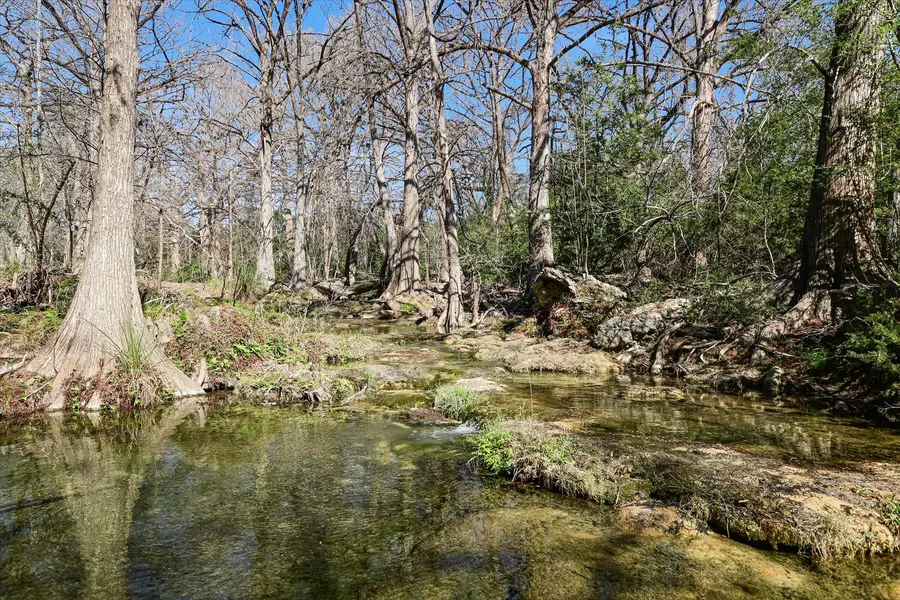 300 MILL RACE LN #4, Wimberley, TX 78676