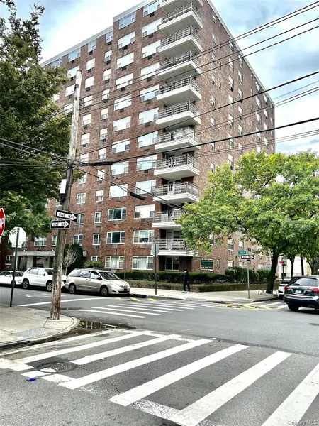 89-00 170 ST #5E, Jamaica Hills, NY 11432