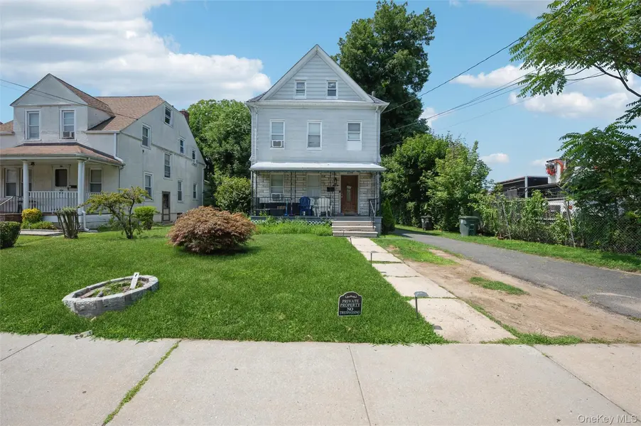130 Smith ST, Port Chester, NY 10573
