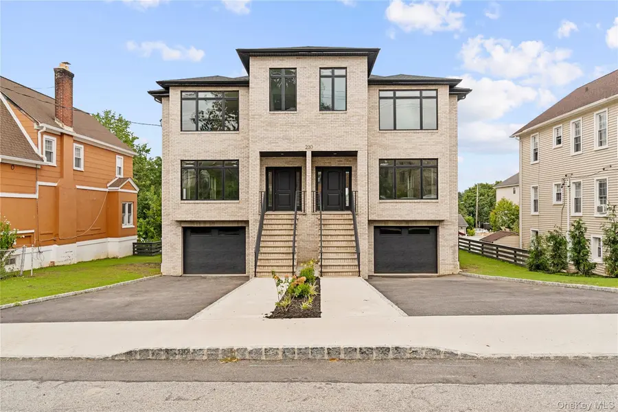 230 Trenchard ST, Yonkers, NY 10704