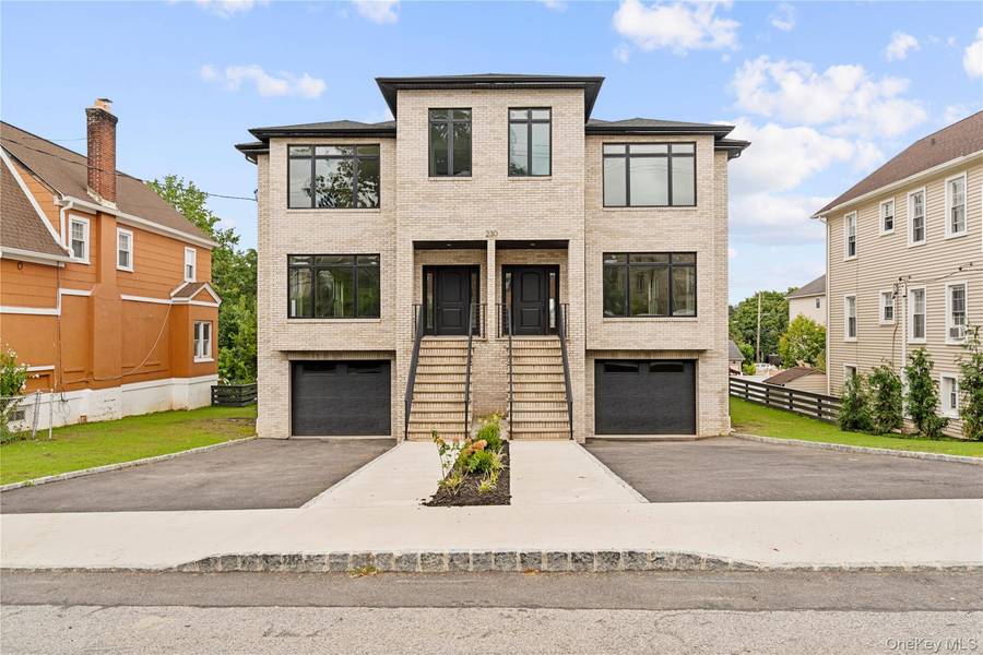 230 Trenchard ST, Yonkers, NY 10704