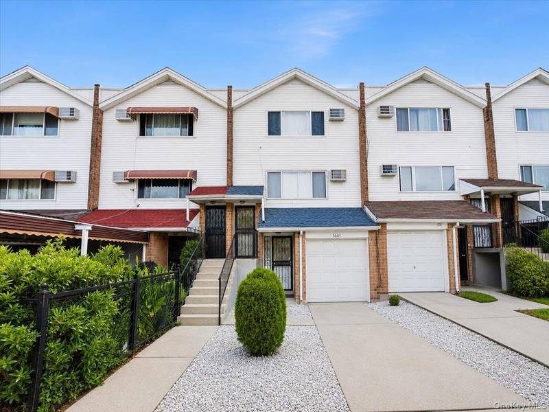 3605 Boller AVE, Bronx, NY 10466