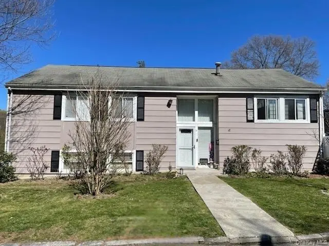 31 Kipling ST, Hartsdale, NY 10530