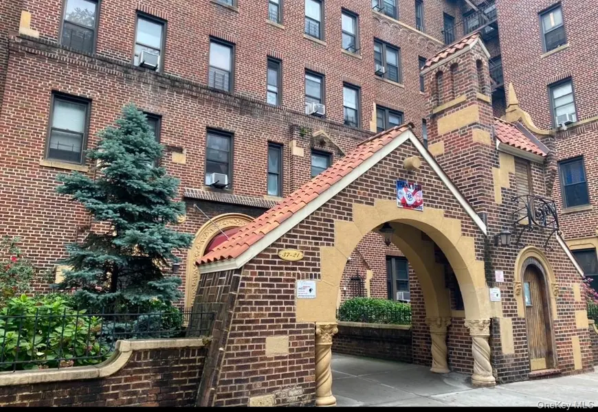 37-21 80TH ST #4, Jackson Heights, NY 11372