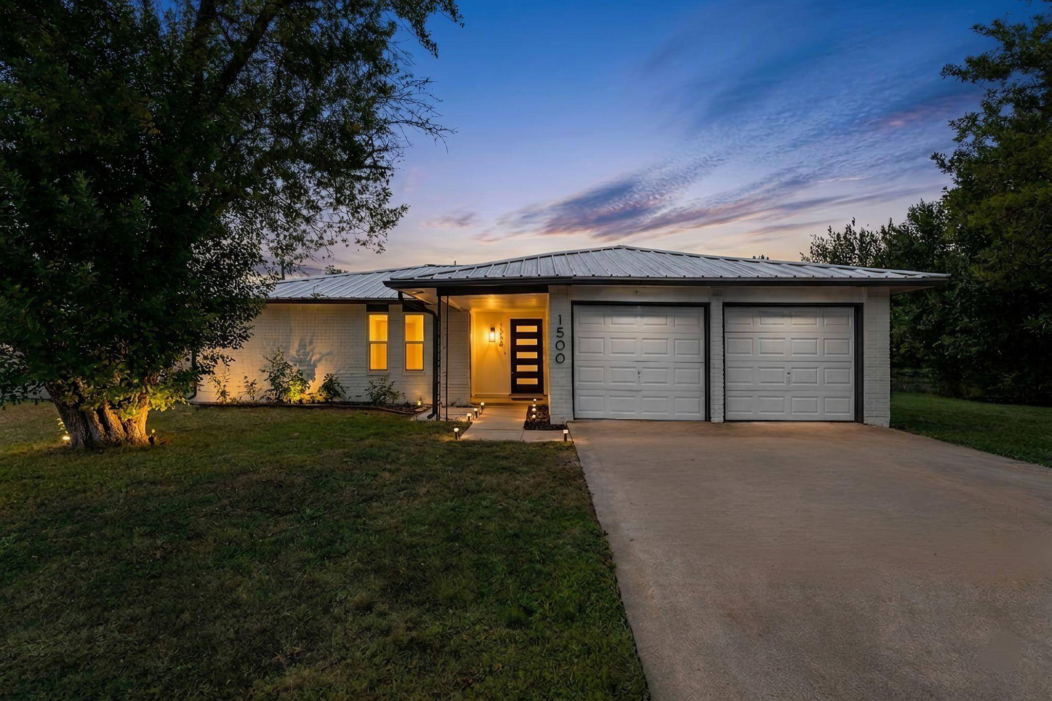 1500 Wildflower DR, Round Rock, TX 78664