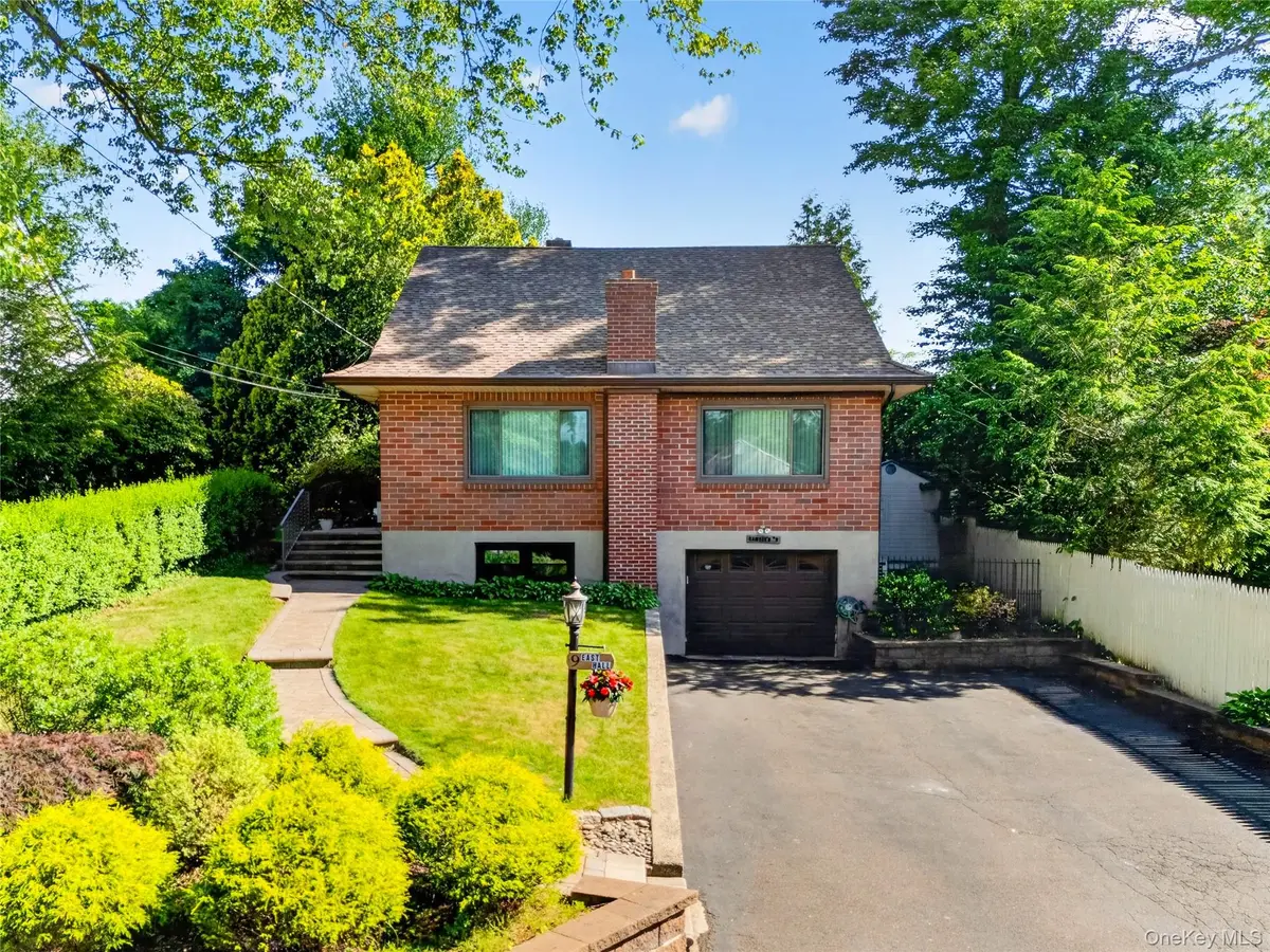 9 E Hall AVE, New City, NY 10956