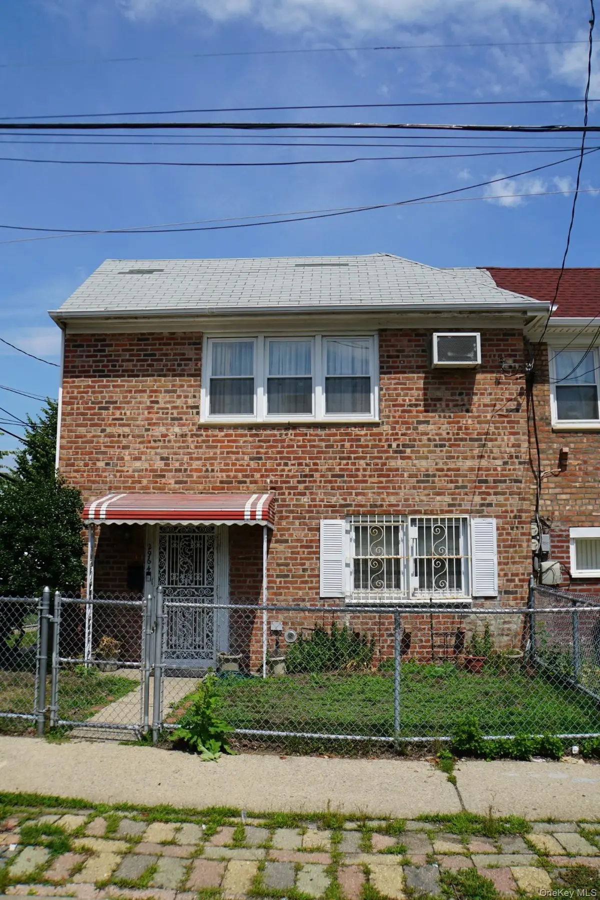 29-64 Ocean Crest BLVD, Far Rockaway, NY 11691