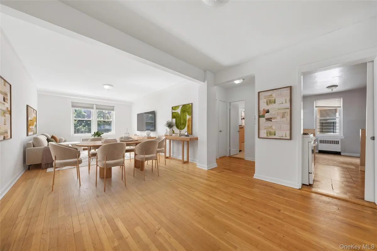 2080 Barnes AVE #2D, Bronx, NY 10462