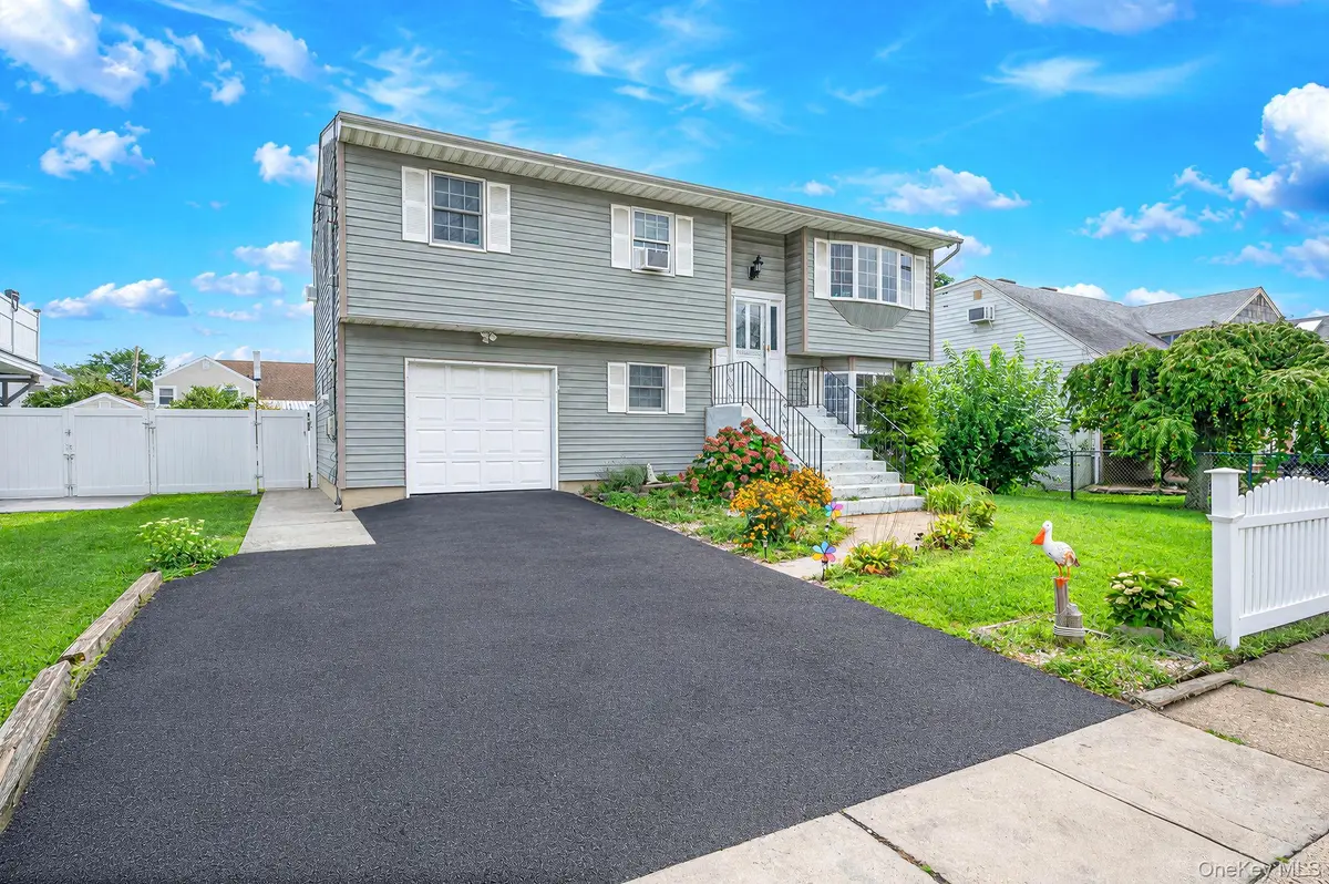 79 Jefferson ST, Freeport, NY 11520