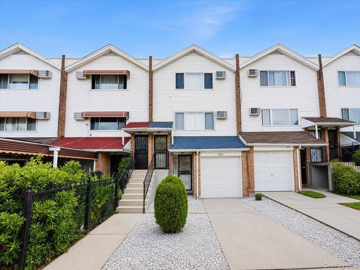 3605 Boller AVE, Bronx, NY 10466