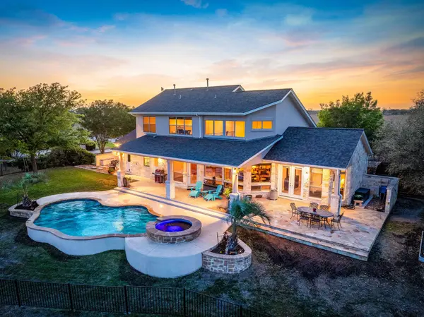 12407 Aquaplex DR, Buda, TX 78610