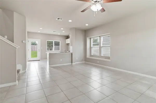 436 Spiny Lizard LN, San Marcos, TX 78666
