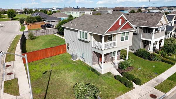 436 Spiny Lizard LN, San Marcos, TX 78666