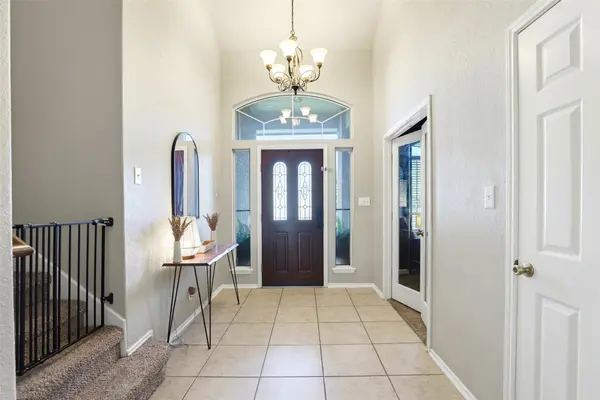 518 BANDERA CIR CIR, New Braunfels, TX 78130