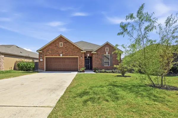 201 Connor Elkins DR, Kyle, TX 78640