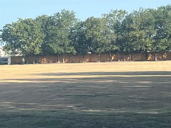 1437 Heidenreich LN, Uhland, TX 78640