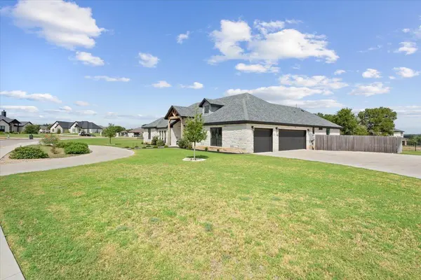 1235 Ambrose DR, Salado, TX 76571