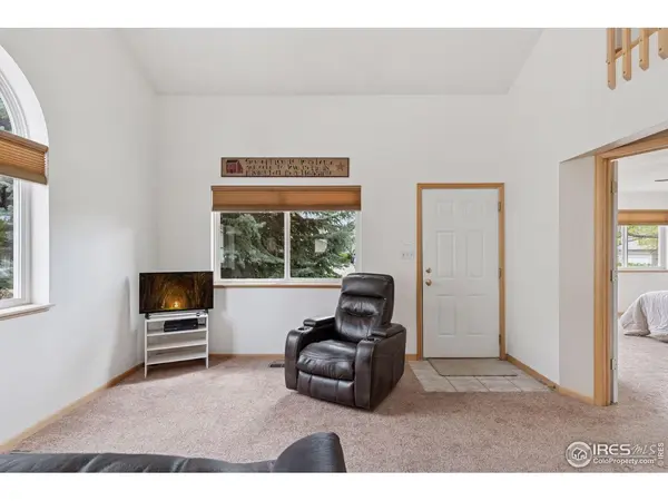 2143 Meadow, Longmont, CO 80501