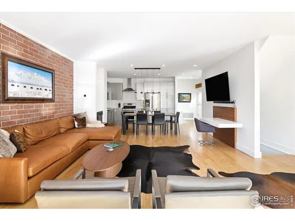 2211 Bluff, Boulder, CO 80304