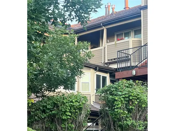 6001 S Yosemite #E202, Greenwood Village, CO 80111
