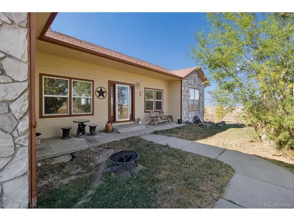 2442 S Eastover, Bennett, CO 80102