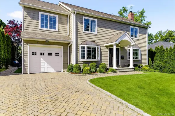 185 Old Wilmot RD, Scarsdale, NY 10583