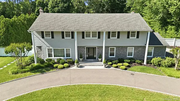 9 Vannina PL, Huntington, NY 11743