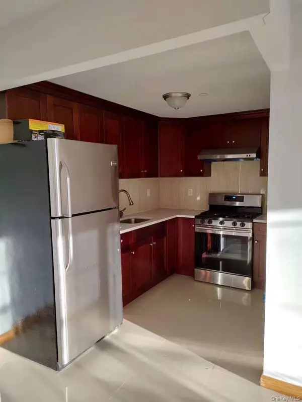 71-66 Parsons BLVD #3F, Fresh Meadows, NY 11365