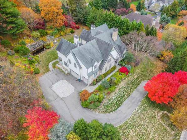 5 Westgate RD, Muttontown, NY 11791