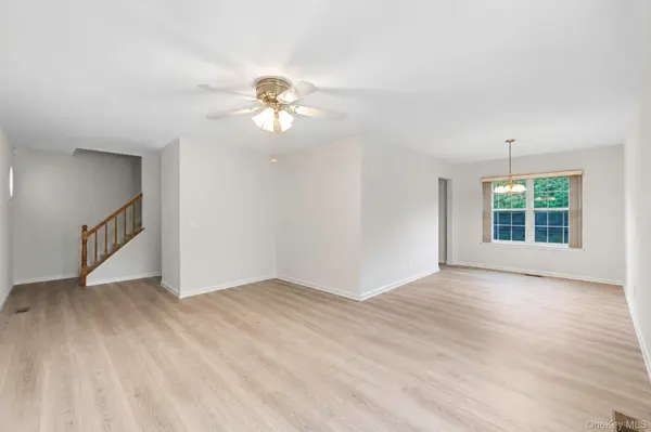 2 Community RD, Coram, NY 11727