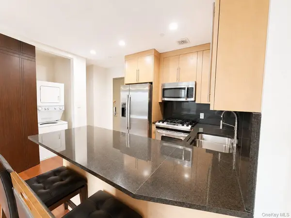 31-32 Union ST #4C, Flushing, NY 11354