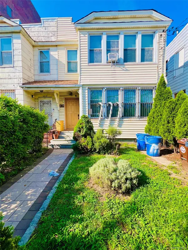 64-09 Woodside AVE #2 Family Frame, Woodside, NY 11377