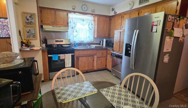 29-64 Ocean Crest BLVD, Far Rockaway, NY 11691