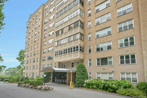 1200 Midland AVE #9E, Bronxville, NY 10708