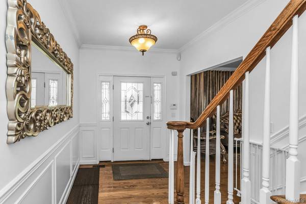 2800 Janet AVE, North Bellmore, NY 11710