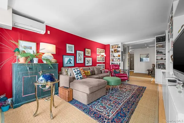 2575 Palisade AVE #12AB, Bronx, NY 10463