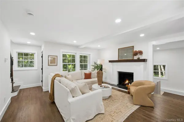 128 Crooked Hill RD, Huntington, NY 11743
