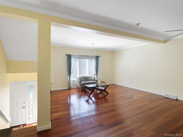 53 Leif BLVD, Congers, NY 10920