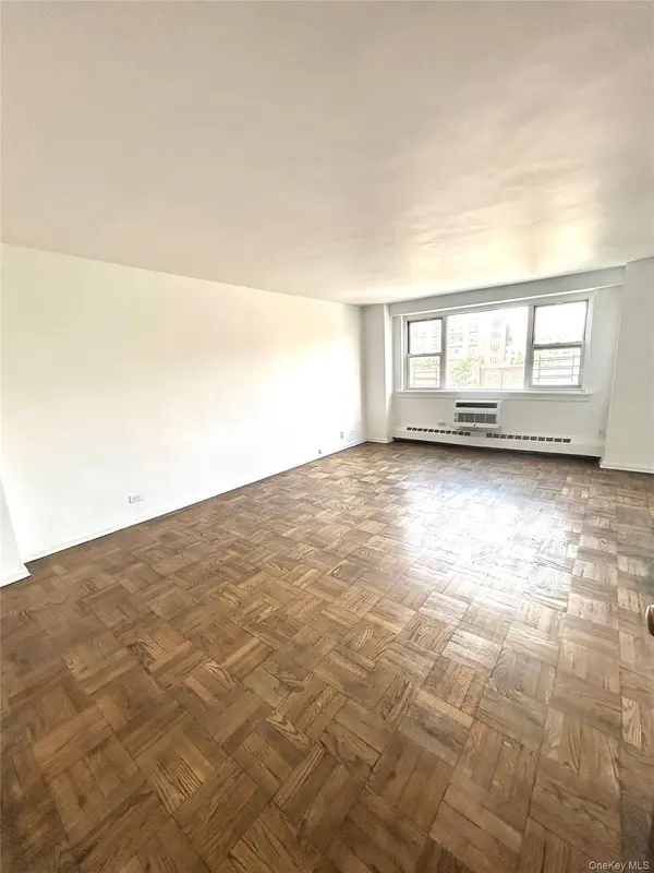 89-00 170 ST #5E, Jamaica Hills, NY 11432