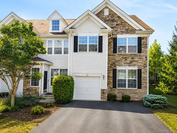 116 Barr LN, Monroe, NY 10950