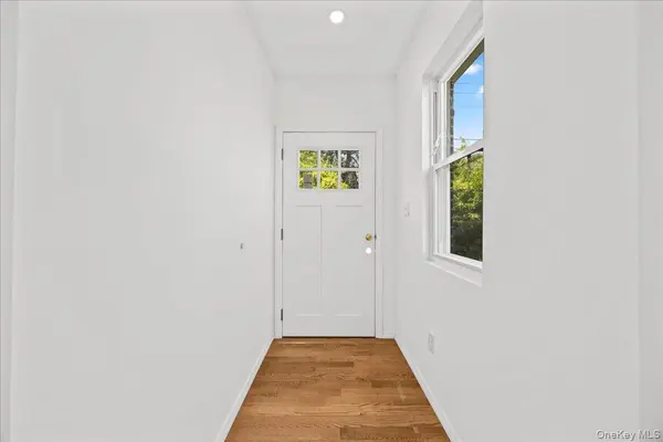 4084 Seton AVE, Bronx, NY 10466