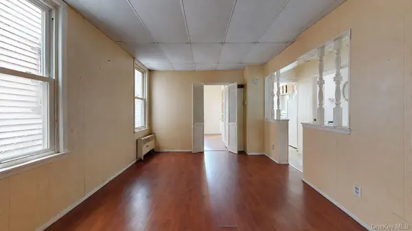 5722 Waldron ST, Corona, NY 11368