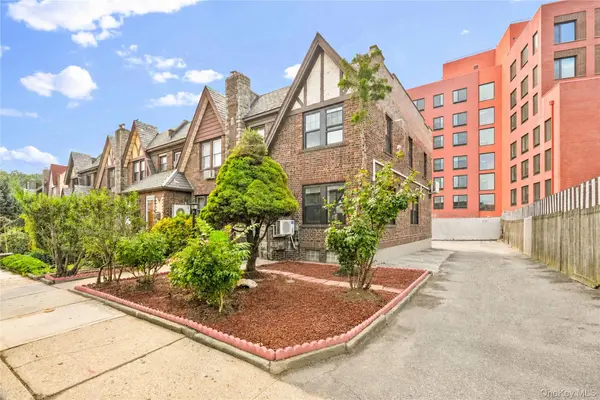 8514 68th AVE, Rego Park, NY 11374