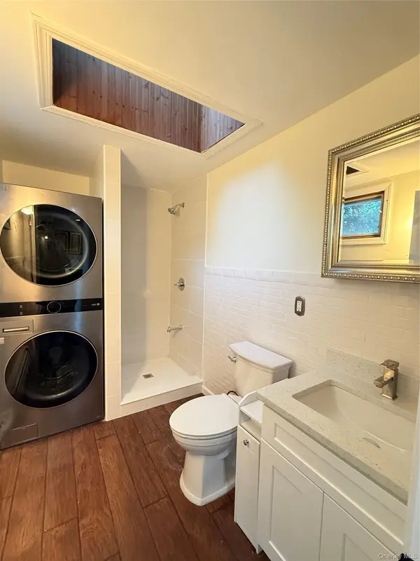 35 S Franklin Ave, Valley Stream, NY 11580
